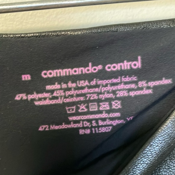 Commando Control Faux Leather Black Shiny Leggings - Picture 2 of 4